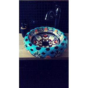 La Reina - Mexican vessel sink