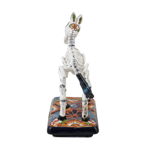 Caballo y huesos - traditional horse figure from Mexico