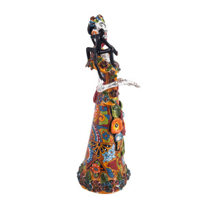 Frida con rebozo - traditional figure of La catrina from Mexico