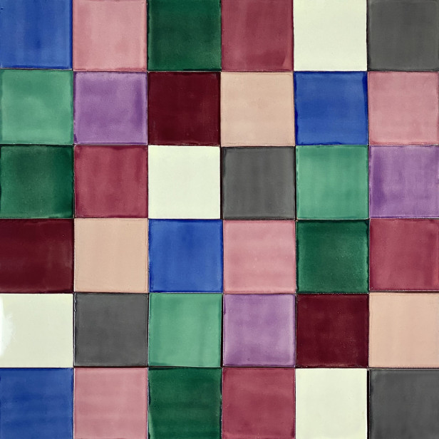 Ciruela - patchwork of single-color tiles - 90 pieces. 1 m2