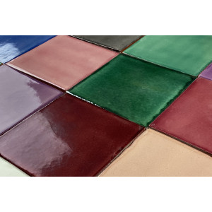 Ciruela - patchwork of single-color tiles - 90 pieces. 1 m2