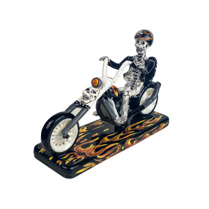 Motociclista  - Figure of a motorbike rider on a Harley
