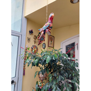 Guacamaya - ceramic parrot figurine
