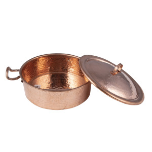 Copper kitchen pot hand-hammered