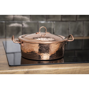 Copper kitchen pot hand-hammered