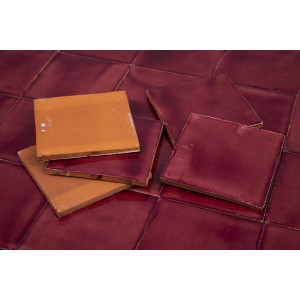 Vino Deslavado - Talavera red single colour tiles