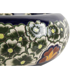 Juanetta Prima - Ceramic washbasin with a raised pattern