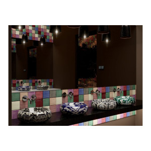 Ciruela - patchwork of ceramic tiles - 30 pieces