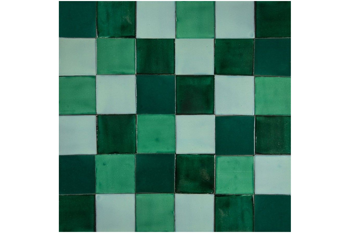 Verna - Green patchwork of single color tiles - 30 pcs