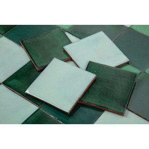 Verna - Green patchwork of single color tiles - 30 pcs