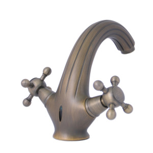 Alfredo - brass wash basin mixer