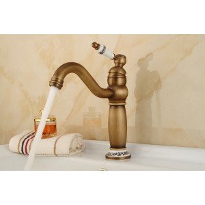Clementine - brass wash basin mixer
