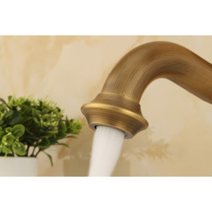 Felippe - brass wash basin mixer