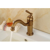 Madonna Mini - retro wash basin mixer
